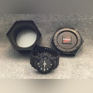 G-Shock Men’s Shock Water Resist 20Bar Casio GA-700 5522 Digital Analog Watch